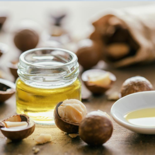 Cold-Pressed Macadamia Oil